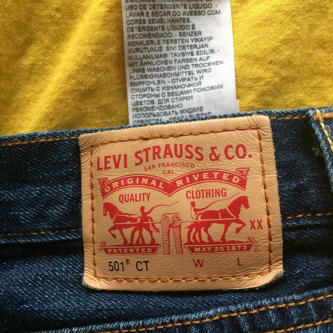 Levi’s 501 Jeans photo 1