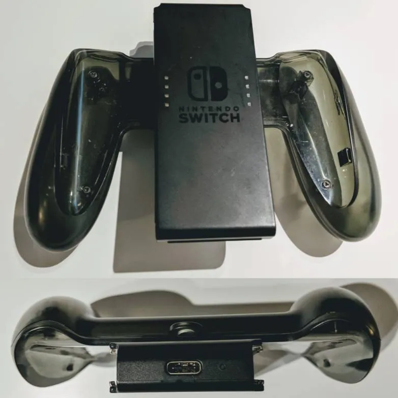 Nintendo Switch Charging Joy-con Grip photo 1