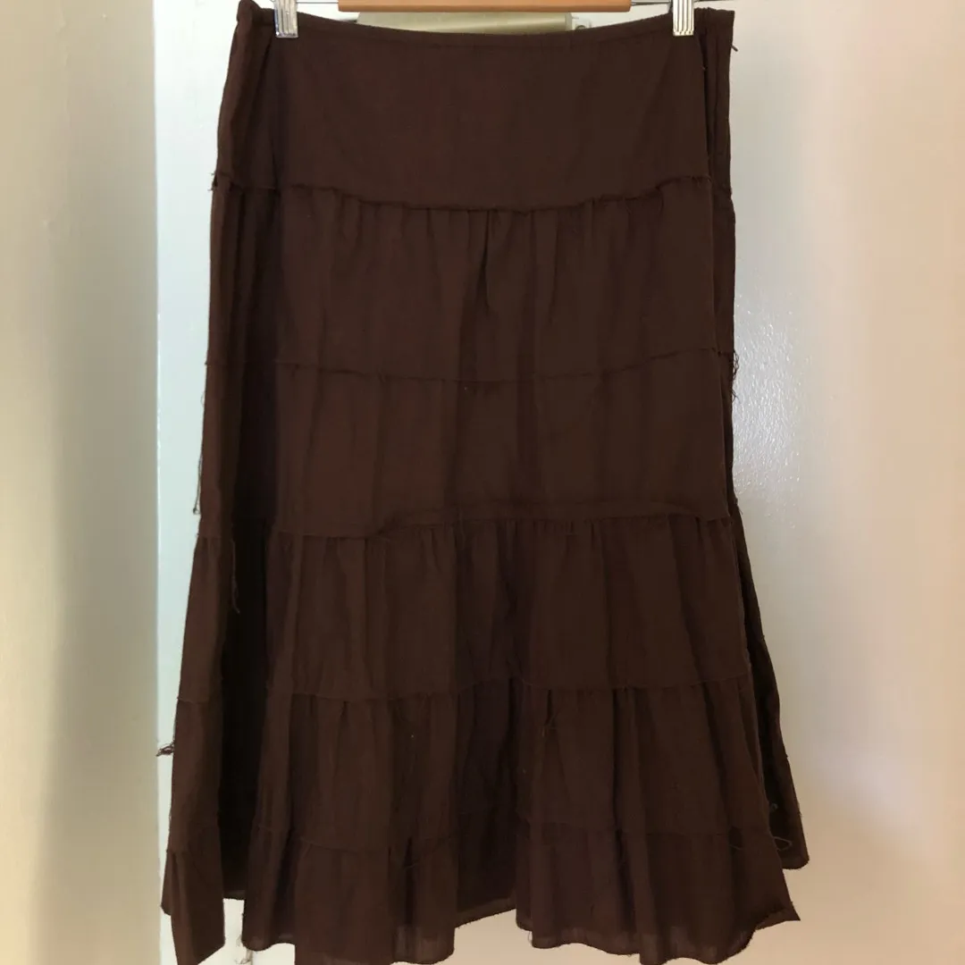 Le Château Midi Skirt: Size L photo 1