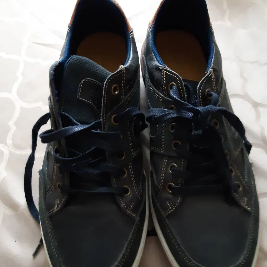 Sz. 44. Blue Suede Shoes... Sort Of, Not Quite photo 1