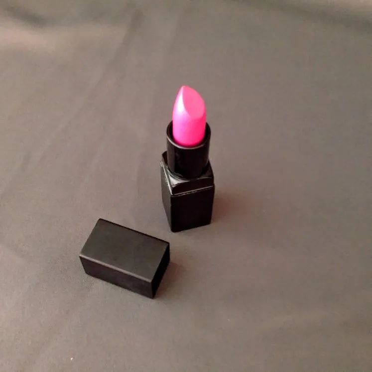 New SmashBox Lipstick photo 1