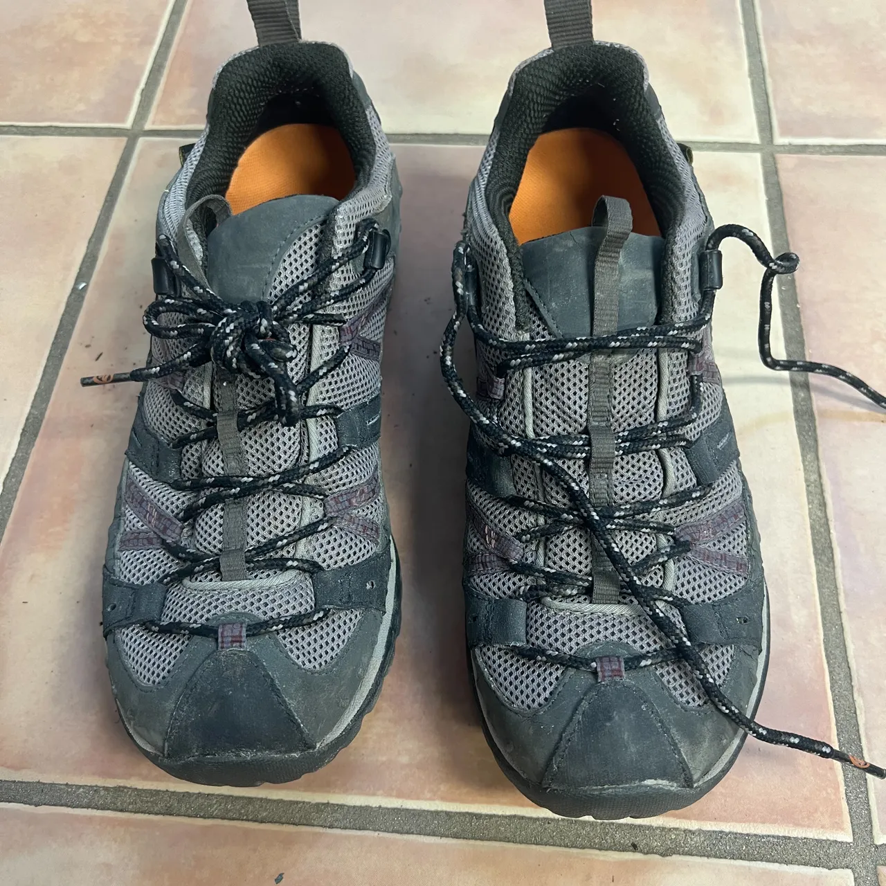 Merrell Continuum Hiking Shoes, Women’s 9.5, GUC photo 6