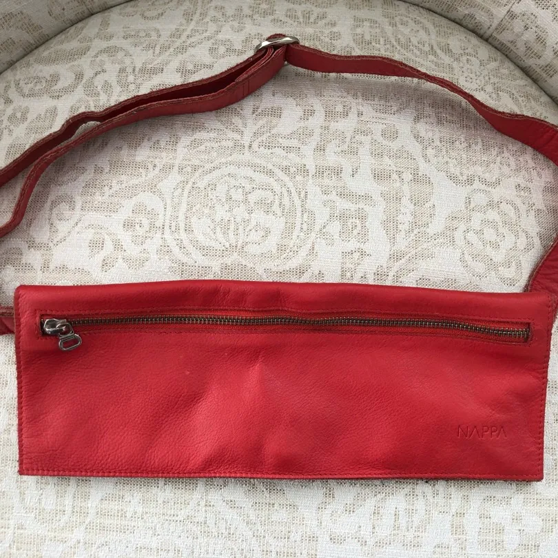 Handmade Leather Waist Bag photo 1