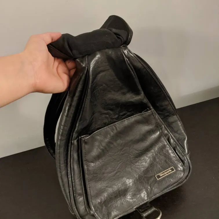 Black Leather Backpack photo 6