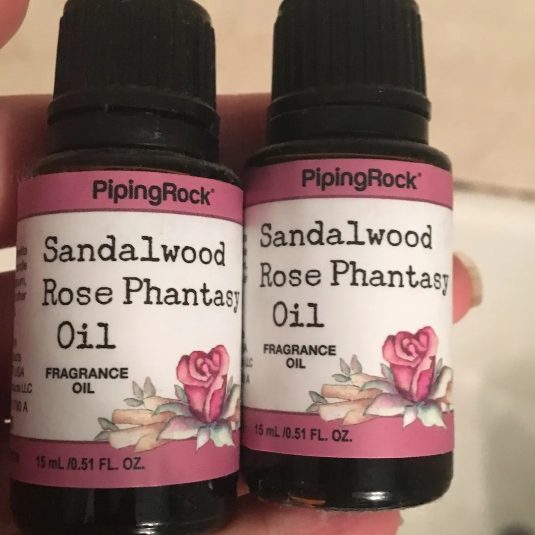 2 x Sandalwood Rose 🌹 Phantasy Essential Oils photo 1