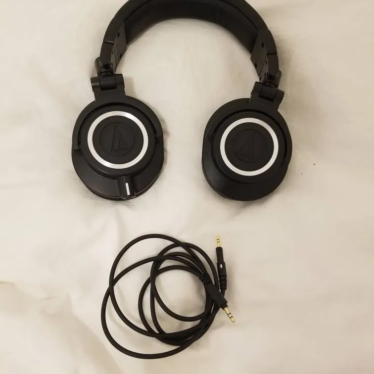 Audio Technica Headphones photo 1