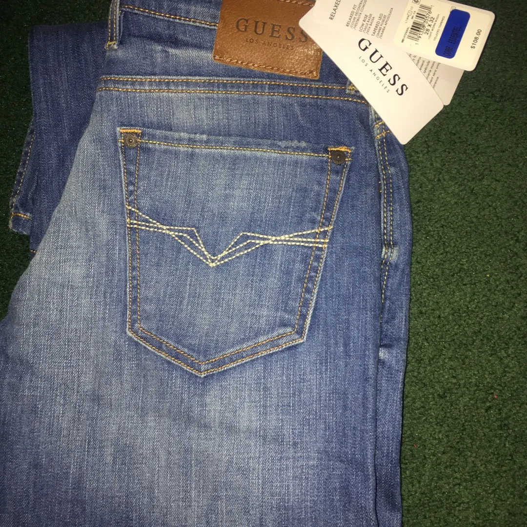*NEW* Guess Jeans (NEVER WORN) photo 4