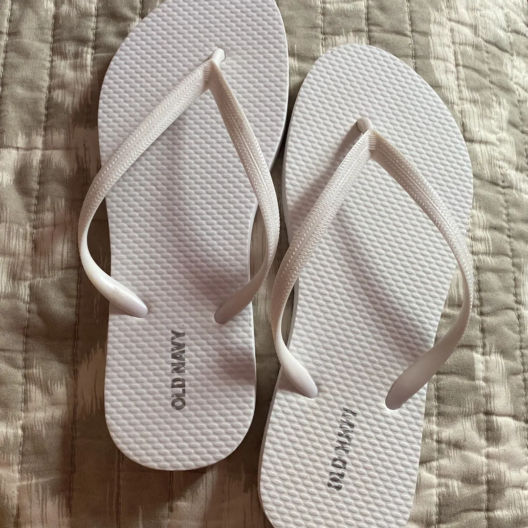 Old Navy Sandals photo 1