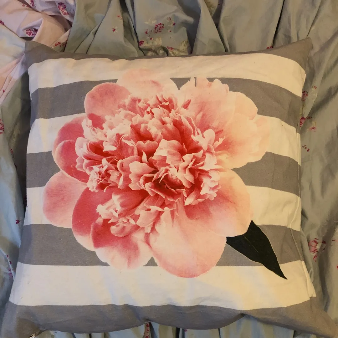 Flower Decorative Pillow photo 1