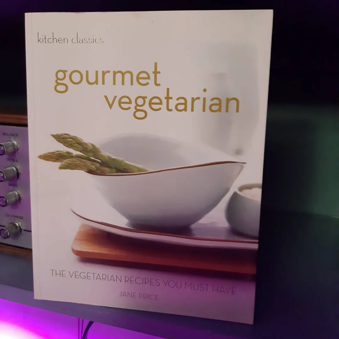 Vegetarian Cookbook photo 1
