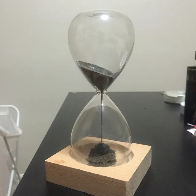 Magnetic Sand Time Hourglass photo 1