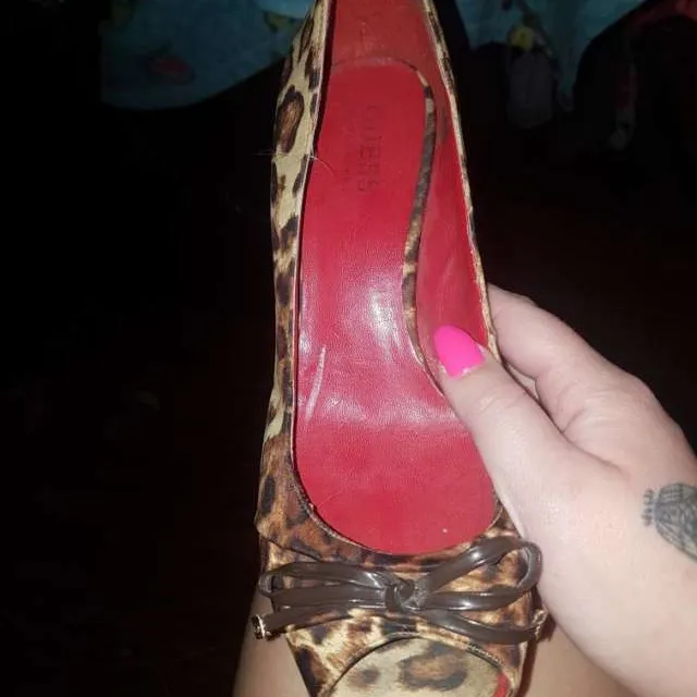Guess Stiletto Cheetah Print Shoes photo 1