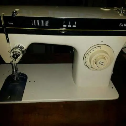 Sewing Machine And Table photo 1