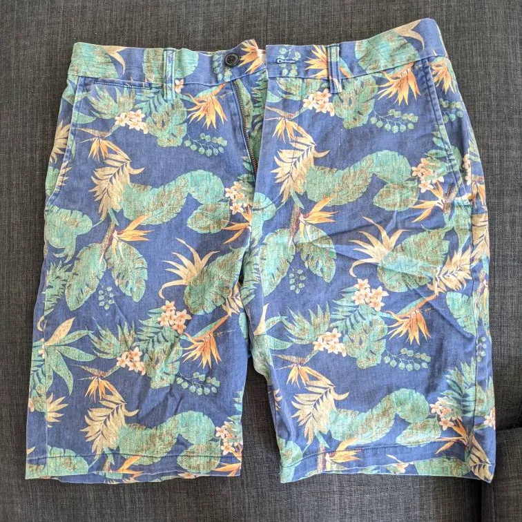 Tropical Floral Shorts photo 1