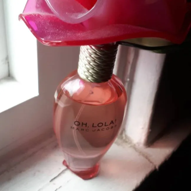 Marc Jacobs Oh, Lola! Perfume photo 1