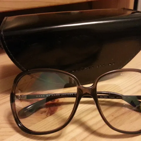 MARC JACOBS clear glasses photo 1