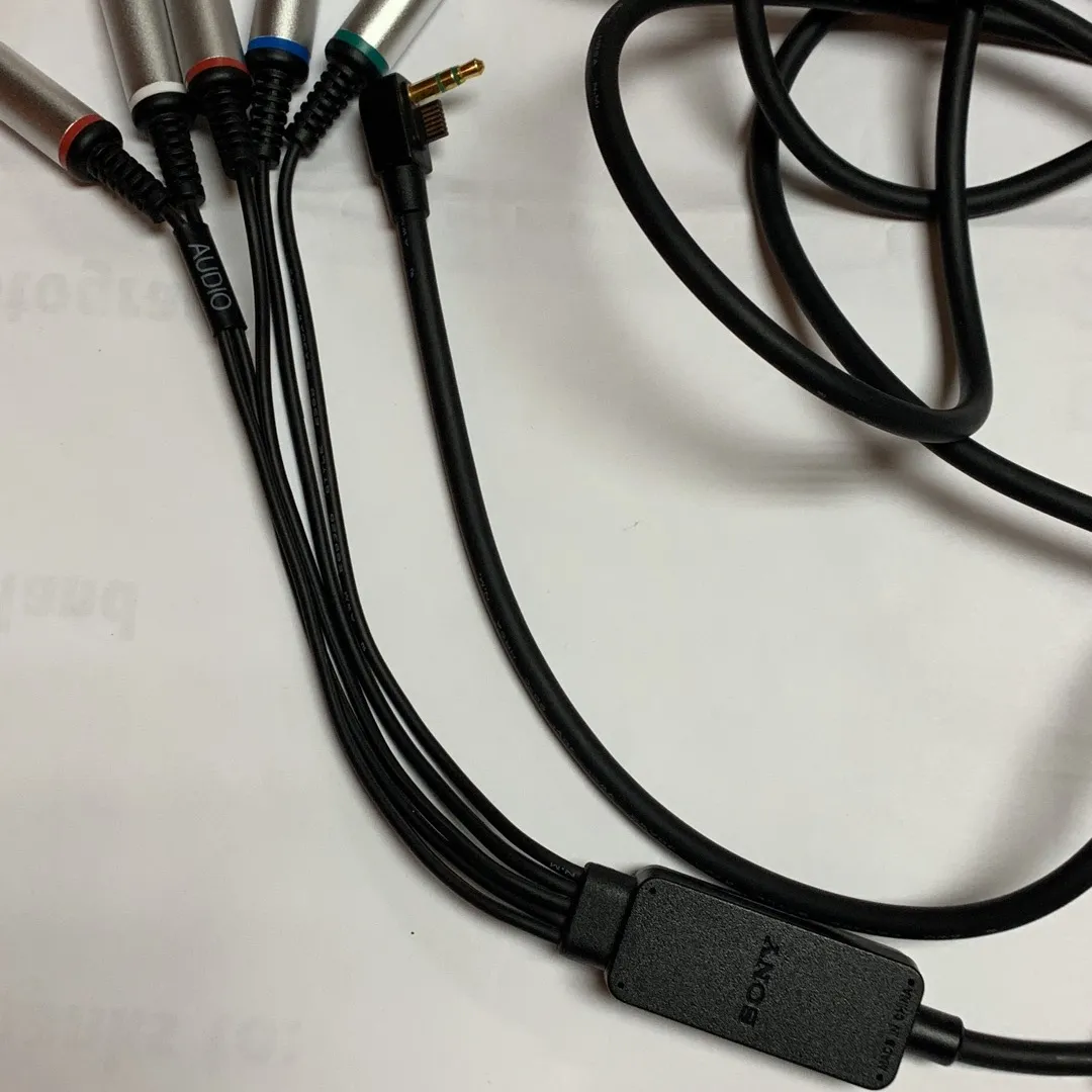 Sony PSP component cable photo 3