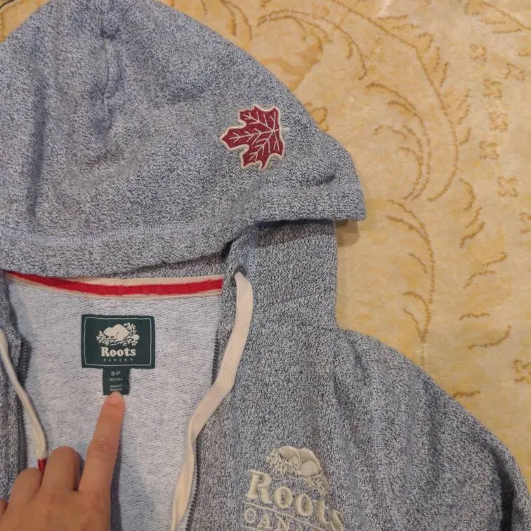 Roots Women's Size S Hoodie photo 4