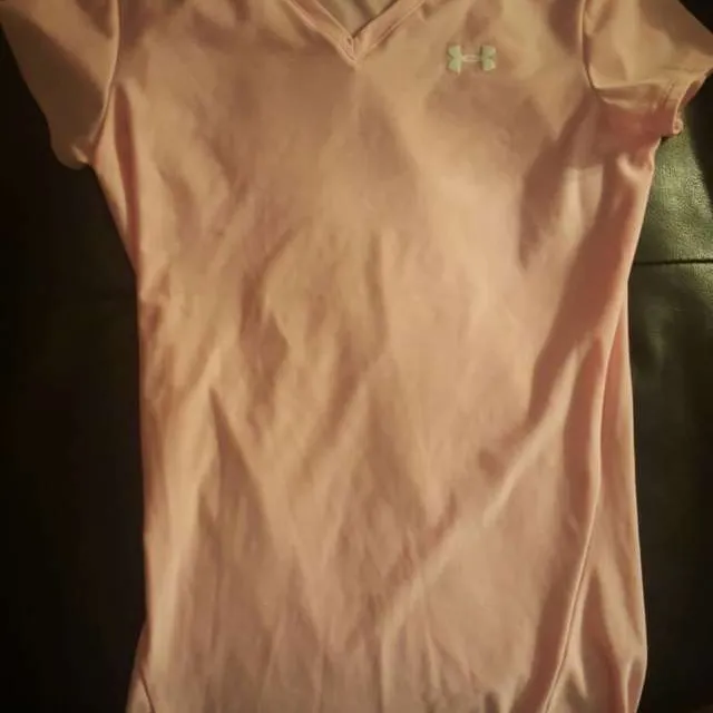 Pink Under Armor Workout Shirt Size Xs photo 1