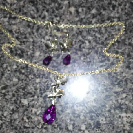 Purple Earring And Necklace Set photo 3