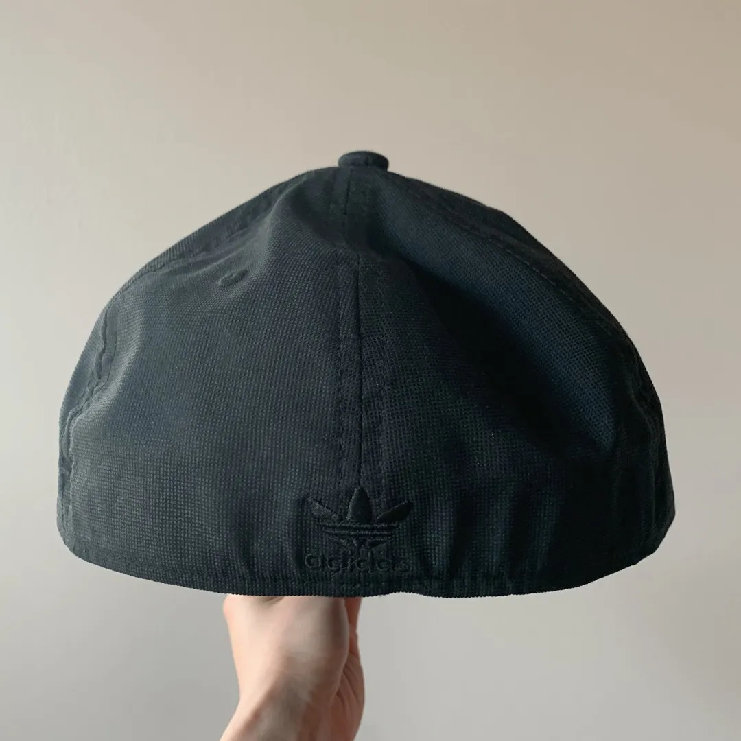 Black Adidas Cap 🧢 photo 5
