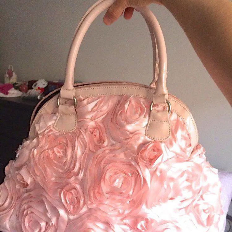 Brand New Pink Handbag photo 1