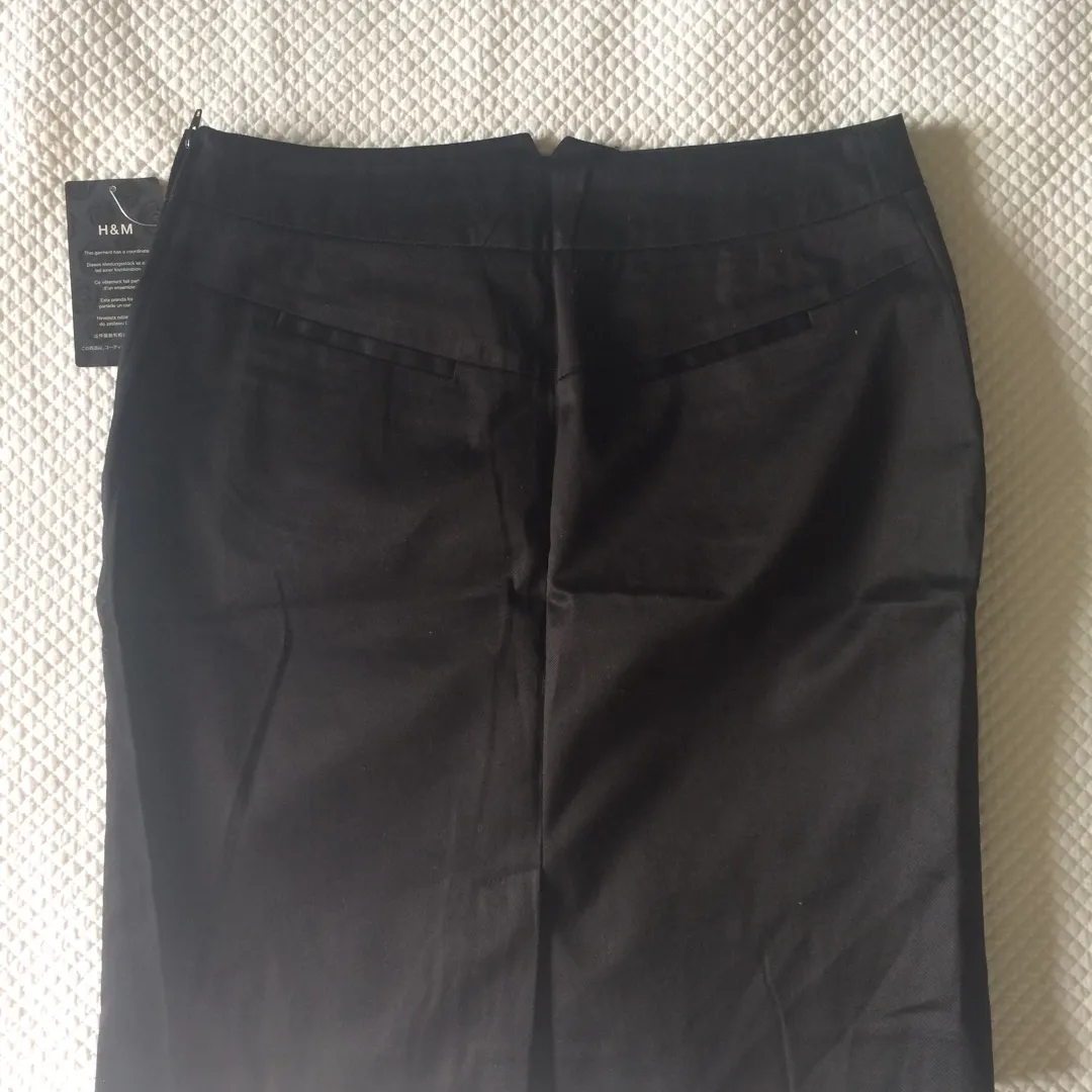 BNWT Black Skirt For Work Or Whichever Occasion photo 3