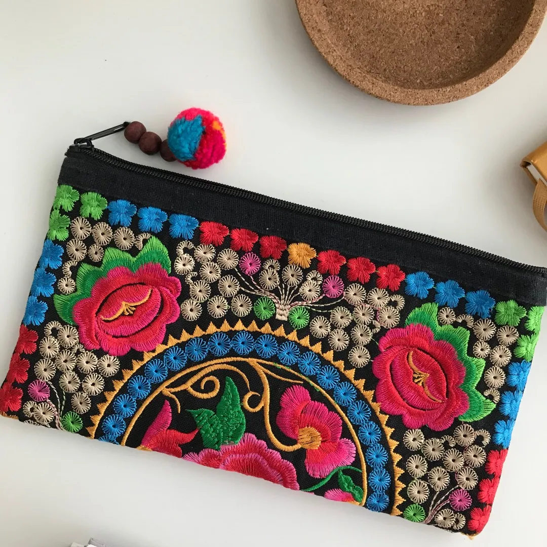 vintage embroidered flower make up pouch/pencil case photo 4