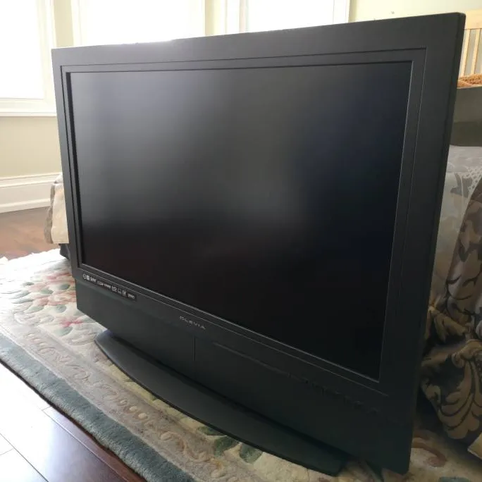 Olivia 37" LCD TV - Excellent condition! photo 1