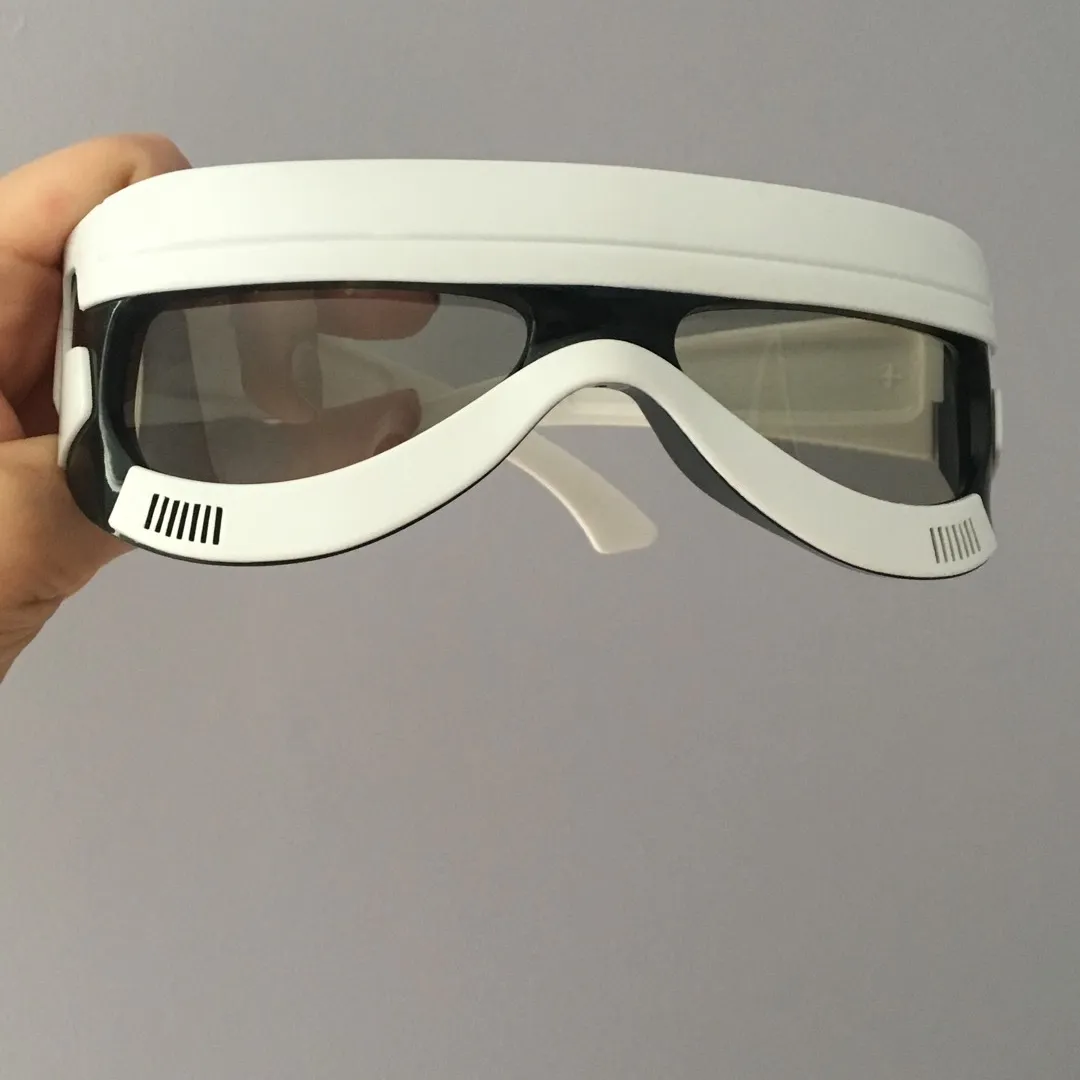 Star Wars 3D Glasses photo 1