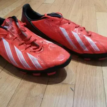 Adidas Soccer Cleats/Shoes Outdoor (used) photo 1