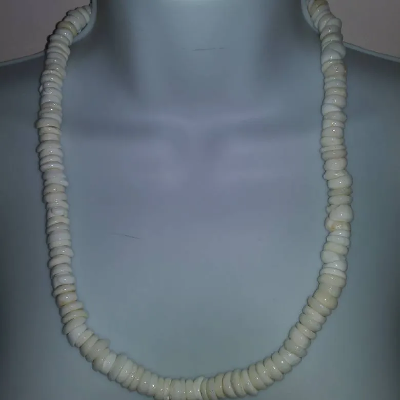 Genuine Puka Bead Necklace - Brand New photo 1