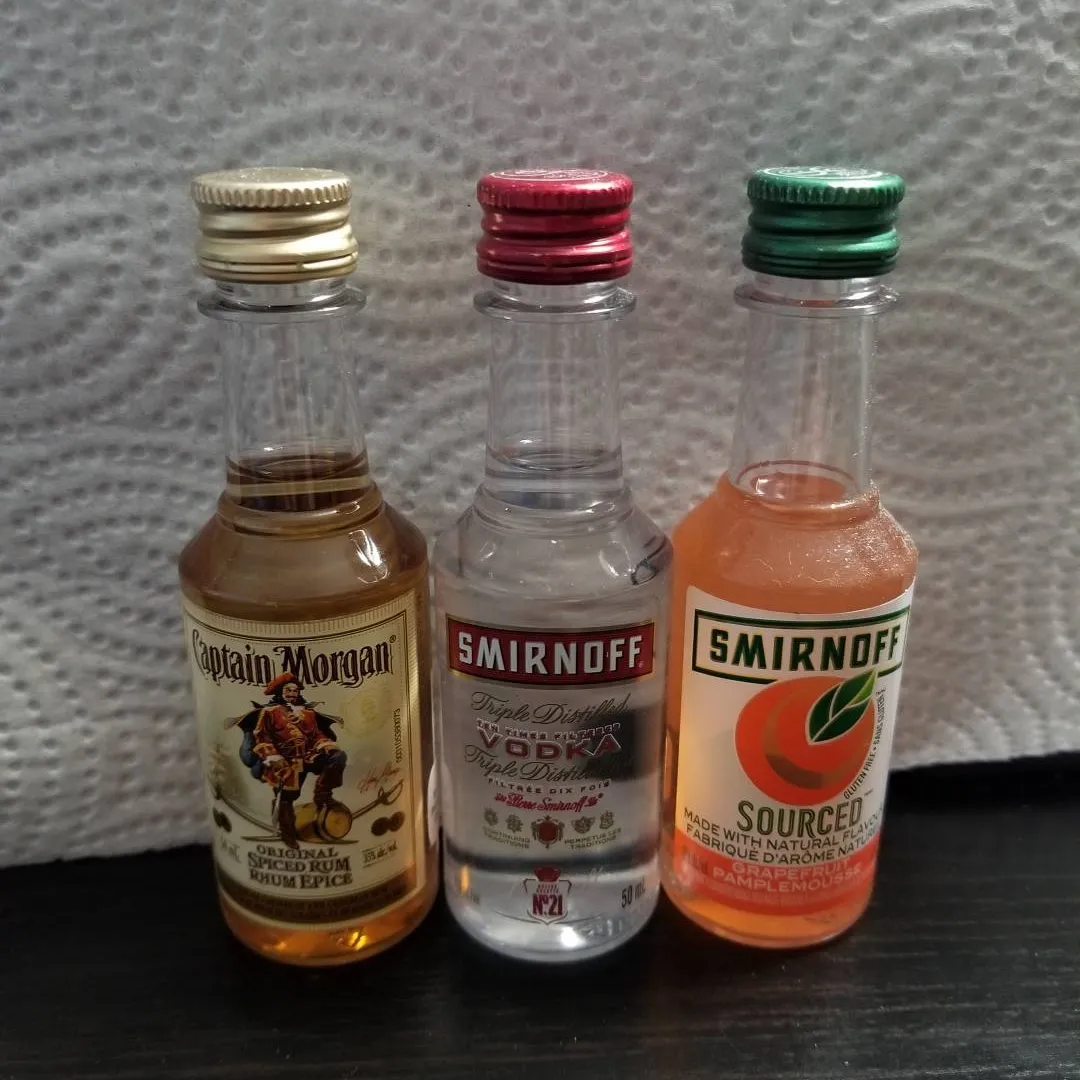 3 X Alcohol Minis (Vodka & Rum) photo 1