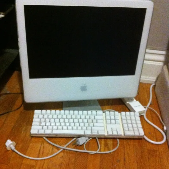 Old iMac photo 1