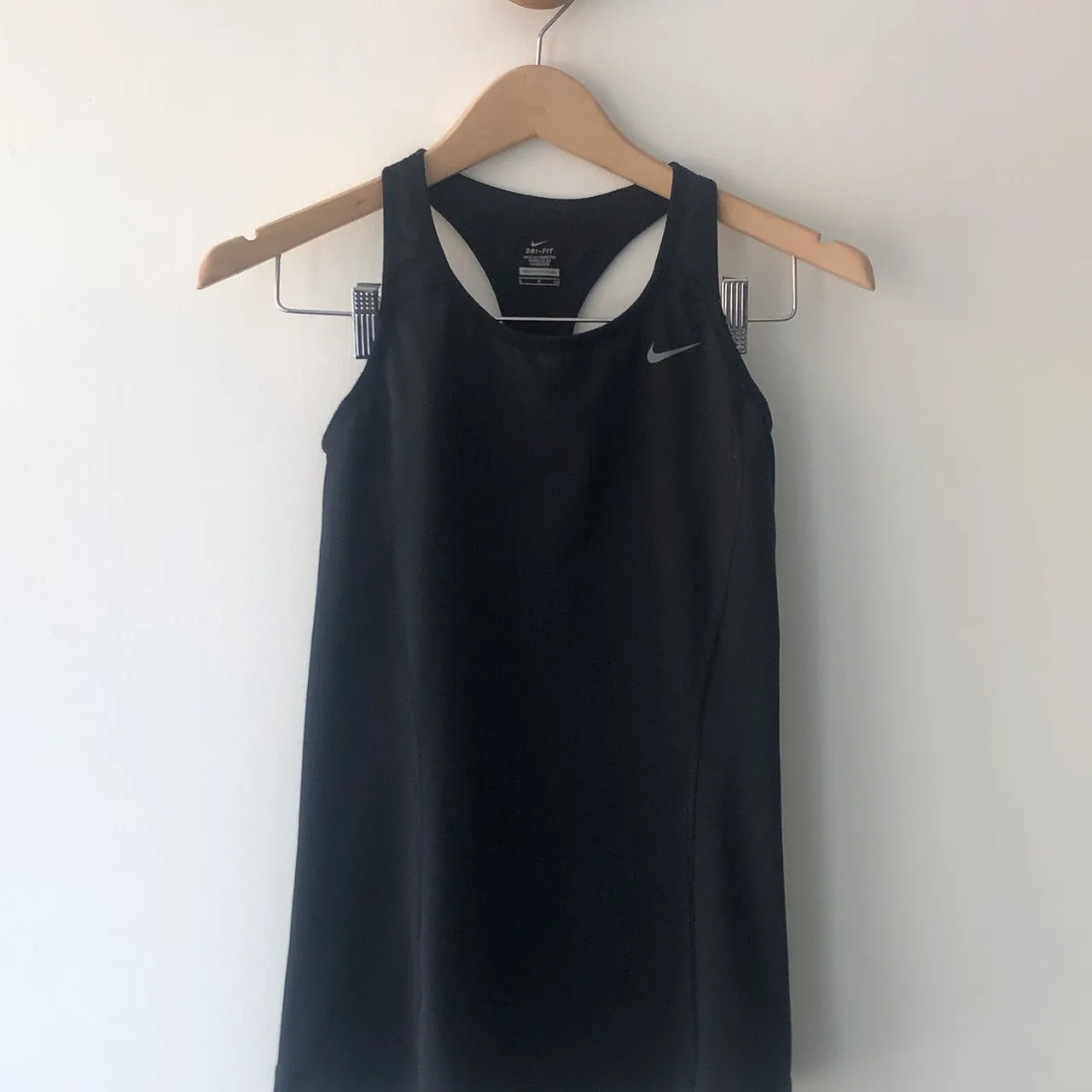 S- Nike Dri-Fit Tank (with built-in bra) photo 1