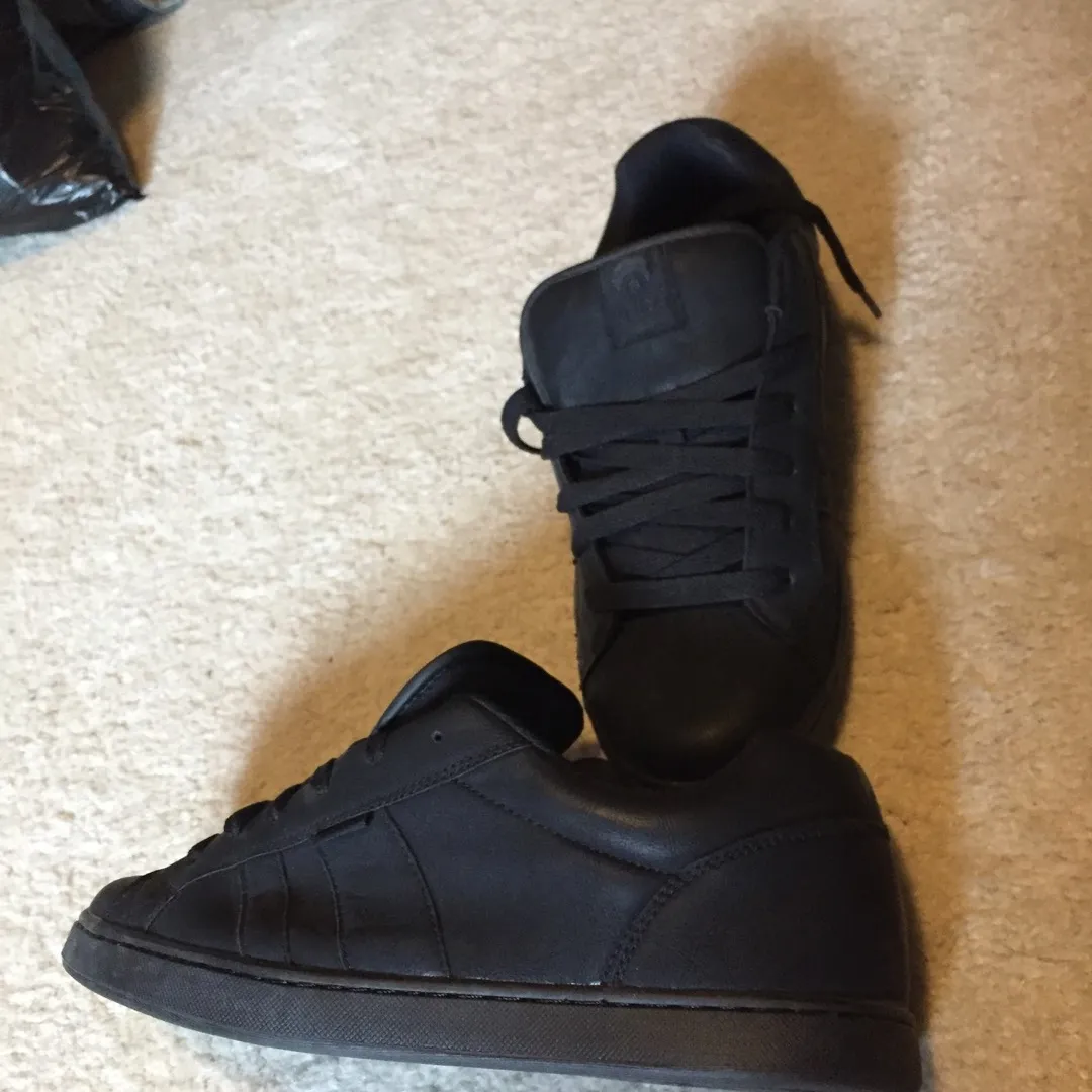 Osiris Shoes Size 13 photo 1