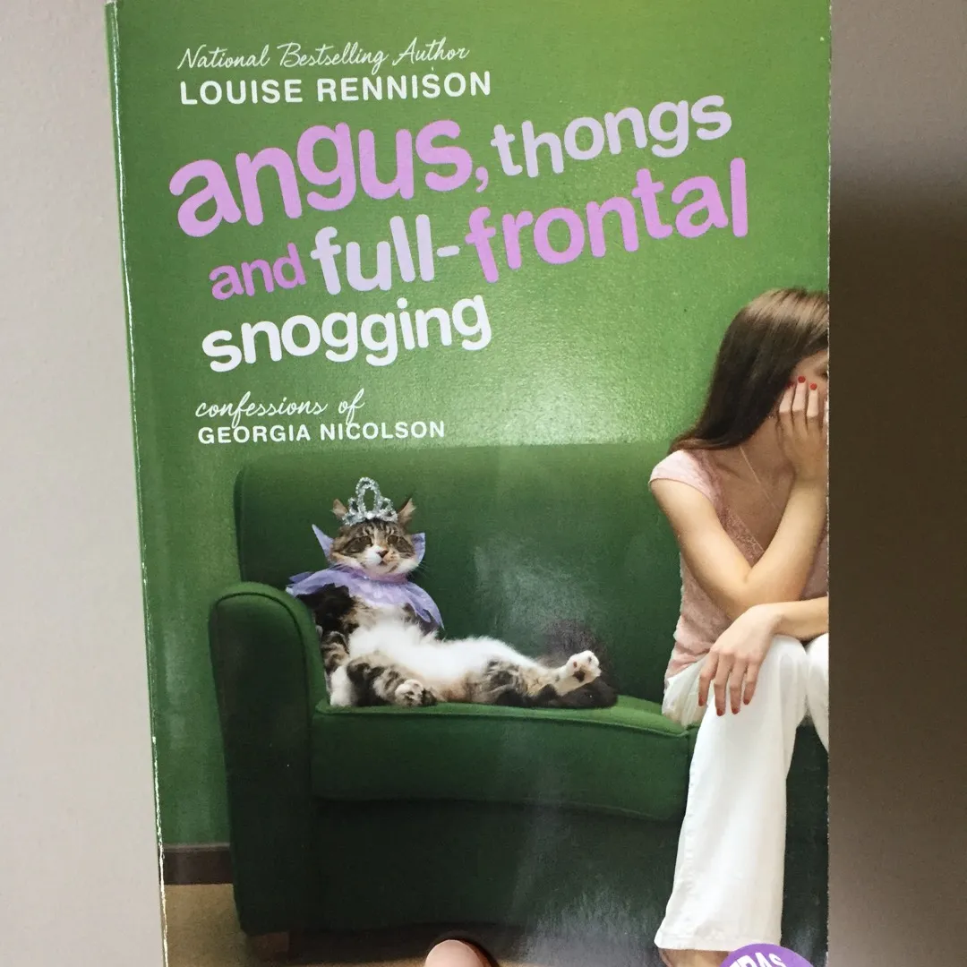 Georgia Nicholson Book - Angus, Thongs And Full Frontal Snogging photo 1