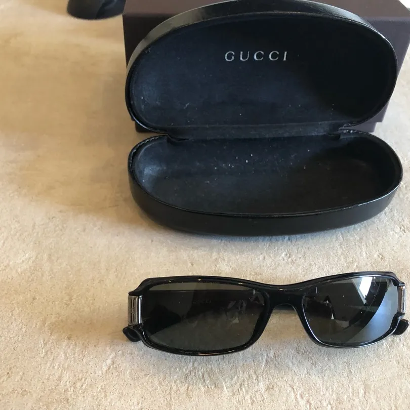 Retro Gucci Sunglasses photo 1