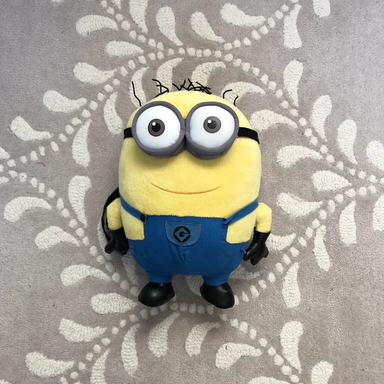 Like New Minion Backpack For Toddler photo 1
