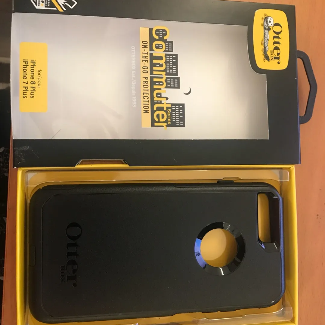 Otter Box iPhone 7 & 8 Phone Case photo 1