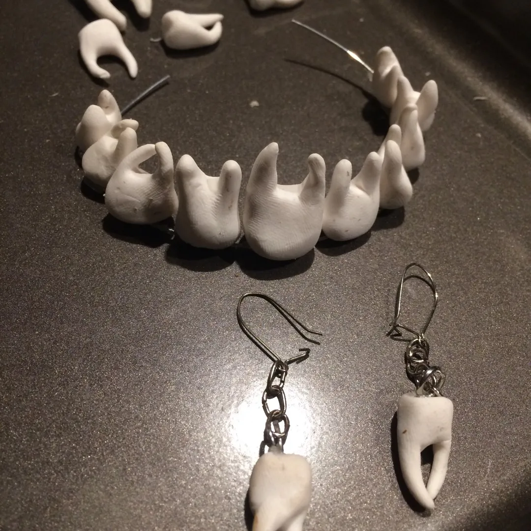 Handmade Teeth Earrings photo 1