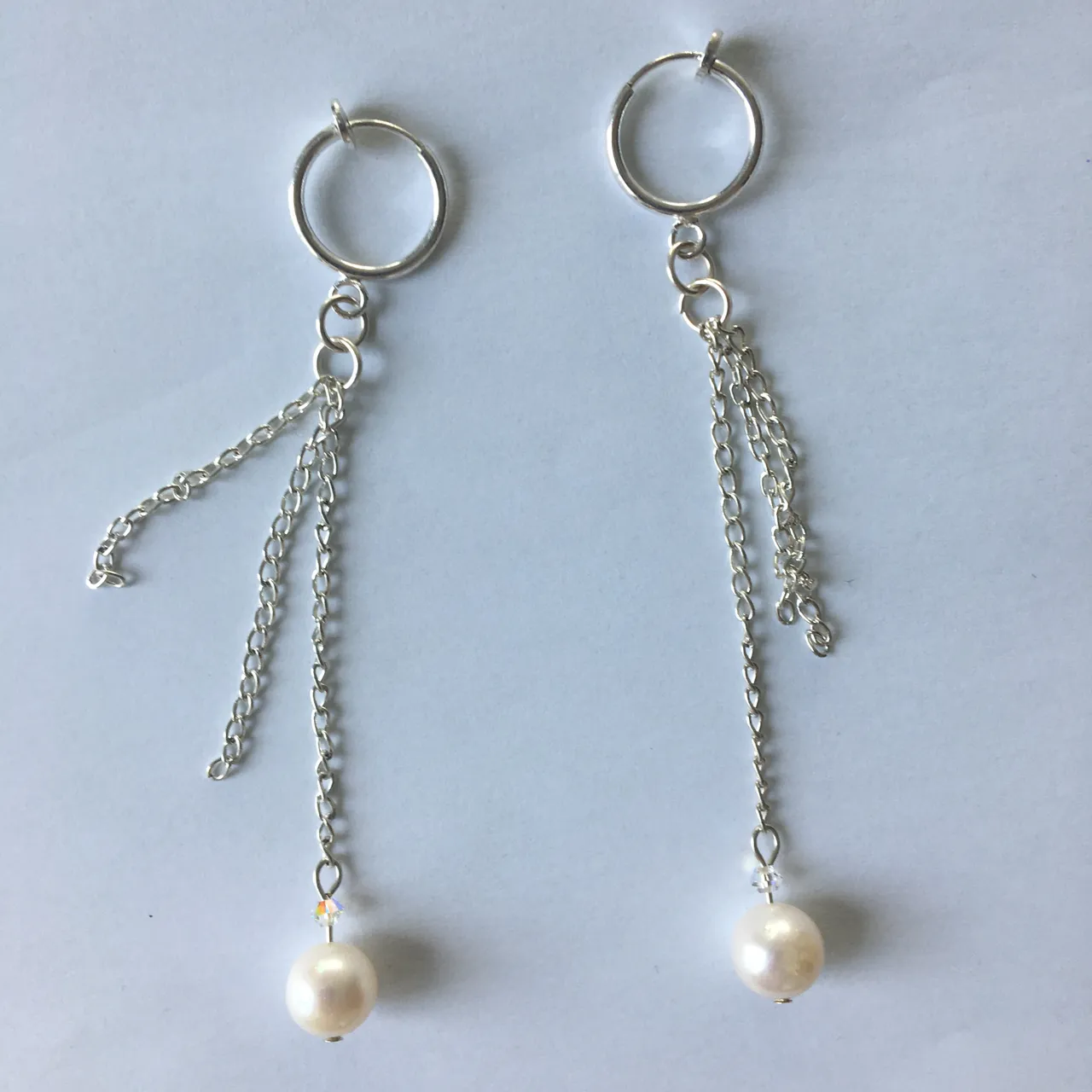 chain & pearl bead earrings photo 1