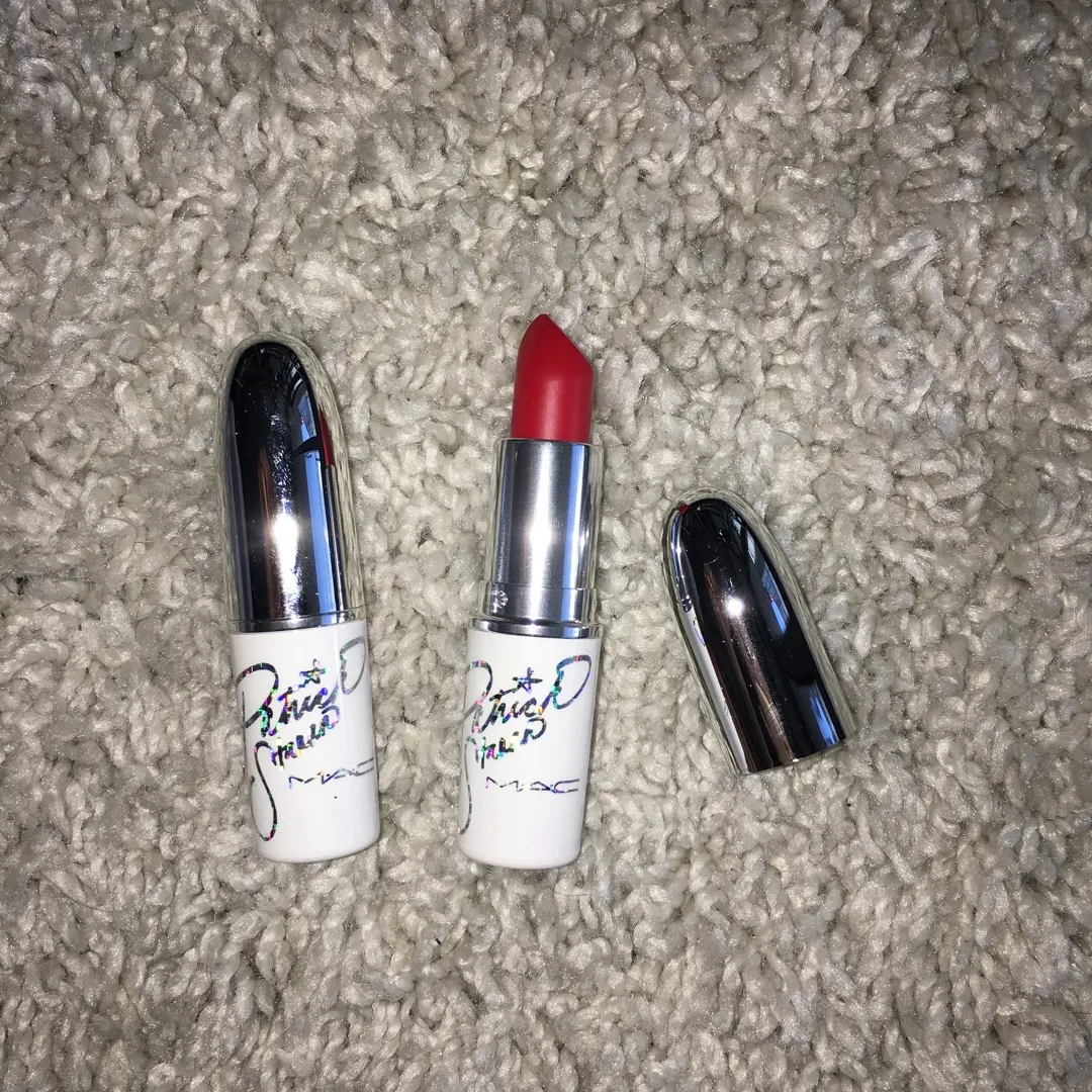 MAC Limited Edition Lipstick photo 1