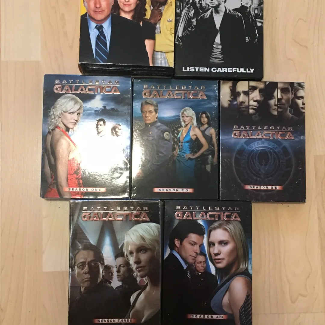 DVDs - The Wire, 30 Rock, Battlestar Galactica photo 1