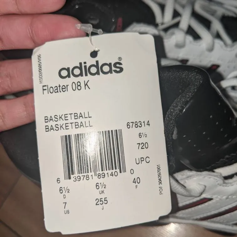 *New* Adidas Basketball Shoes Size 7 Mens photo 5
