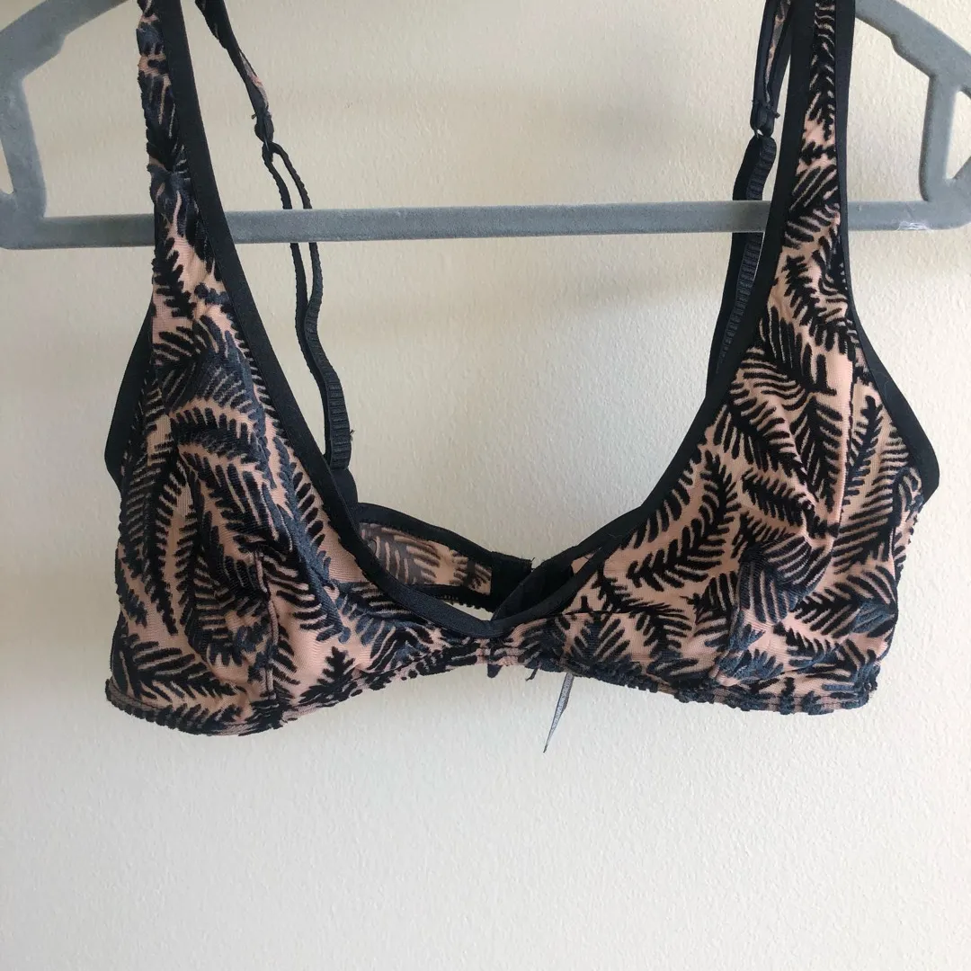 Urban Outfitters Out From Under Bralette - Size M photo 1