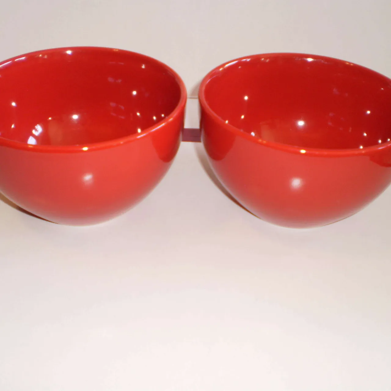 FWT - 2 Red Bowls photo 1