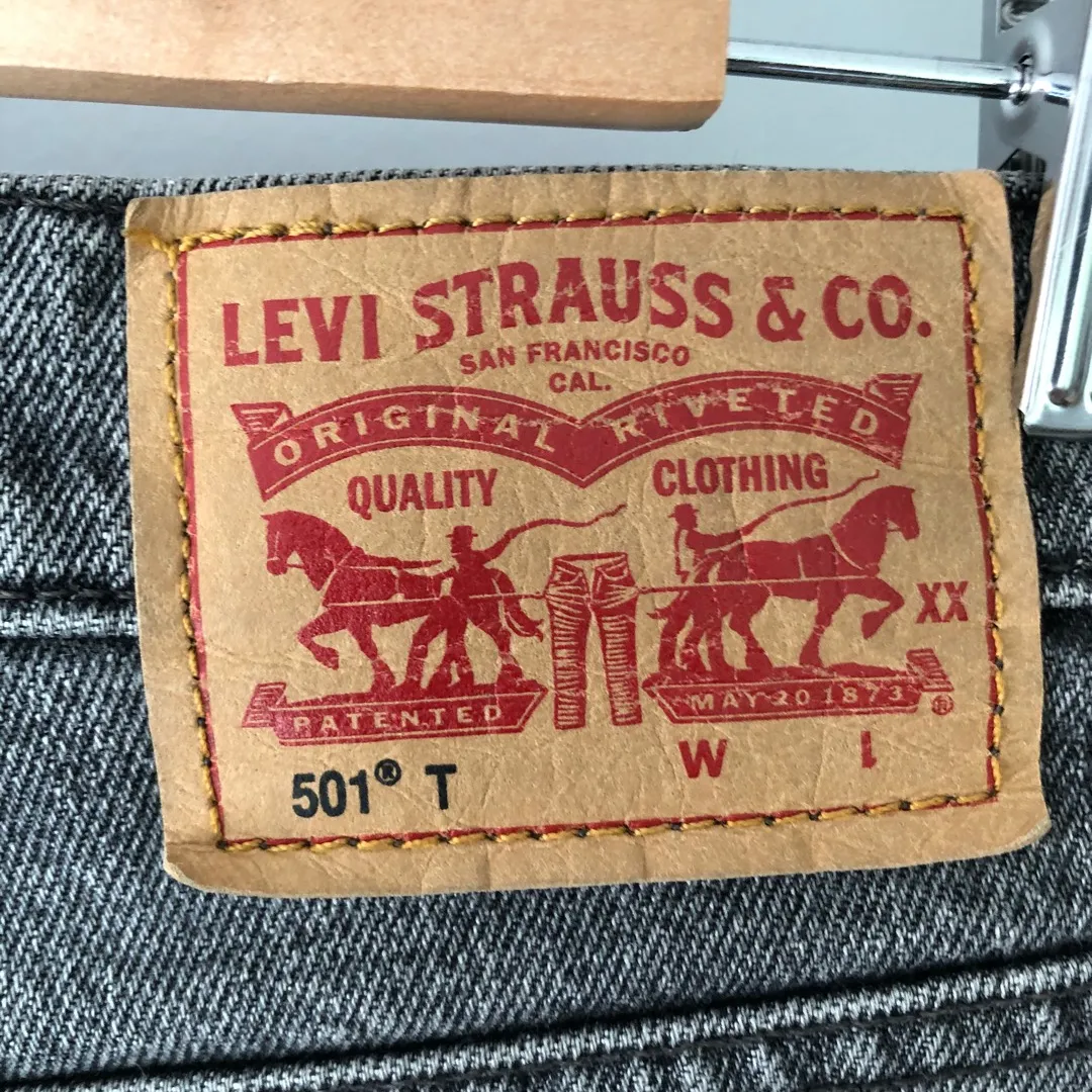 Levi’s 501 Tapered photo 3