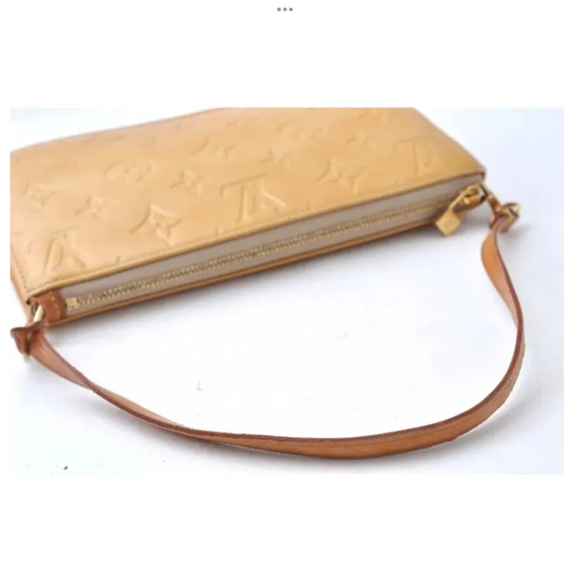 Louis Vuitton Patent Leather Handbag photo 3