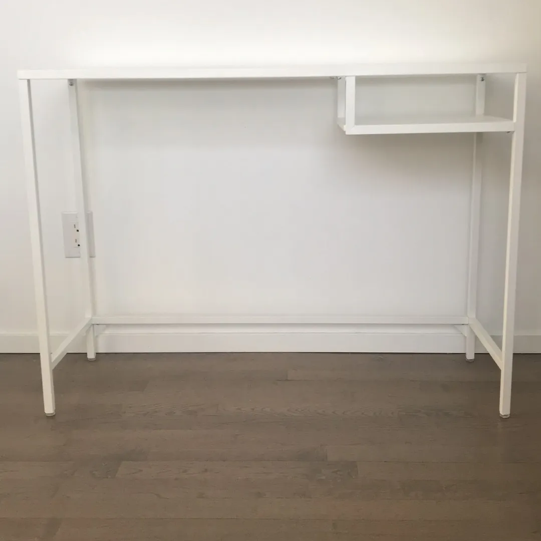 Minimalist White Ikea Vittsjö Desk photo 1